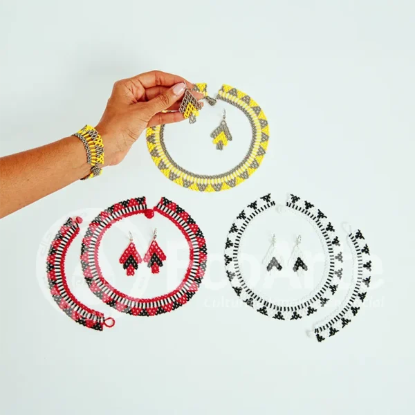 Collar y aretes Caché - Imagen 2